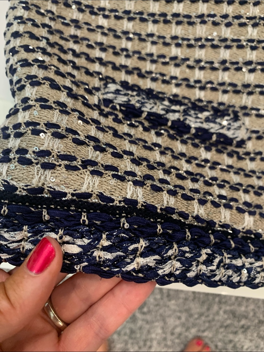 St John Textured Knit Boatneck Sweater in Navy and Cream. Small - Picture 7 of 8